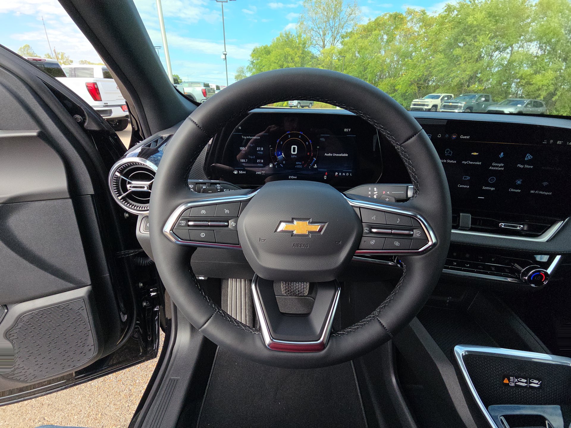 New 2027 Chevrolet Equinox LT w/ Convenience Package II AWD/4WD image 17