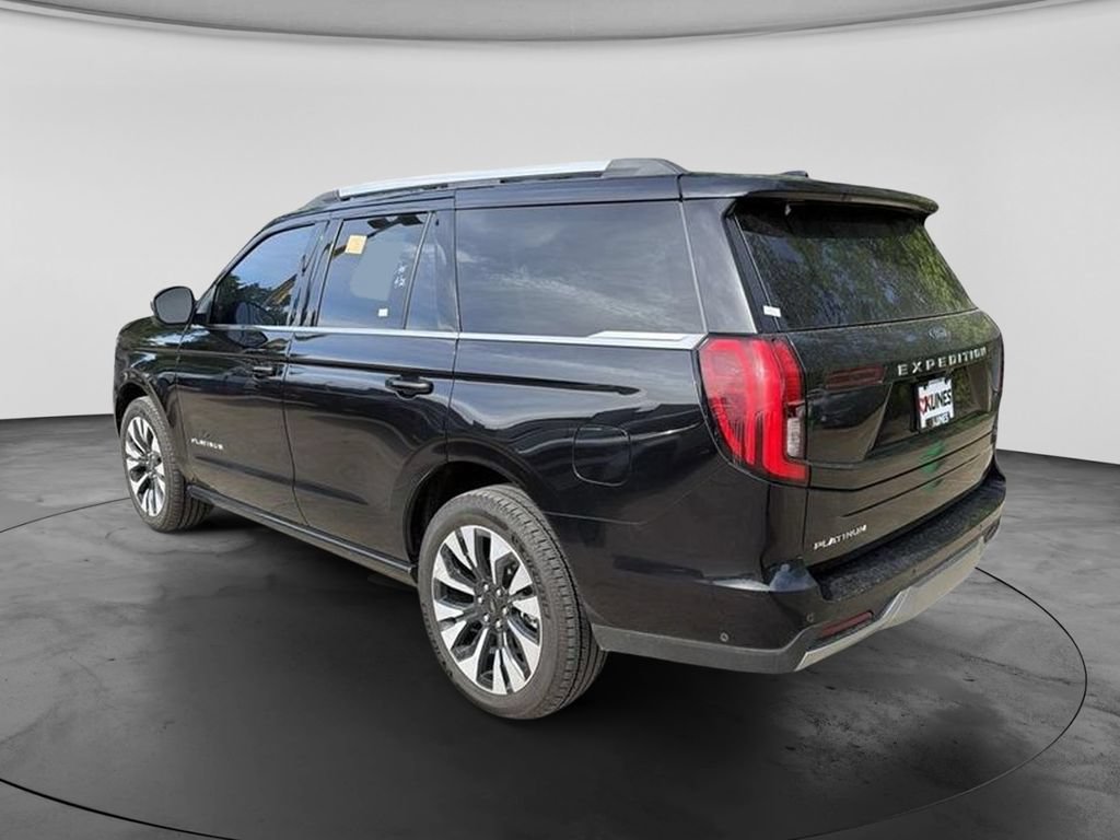 Used 2025 Ford Expedition Platinum w/ Driver's Package AWD/4WD image 7