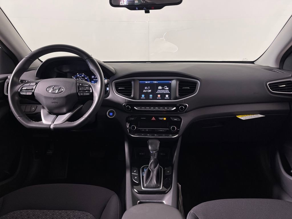 Used 2019 Hyundai Ioniq Plug-In Hybrid image 14