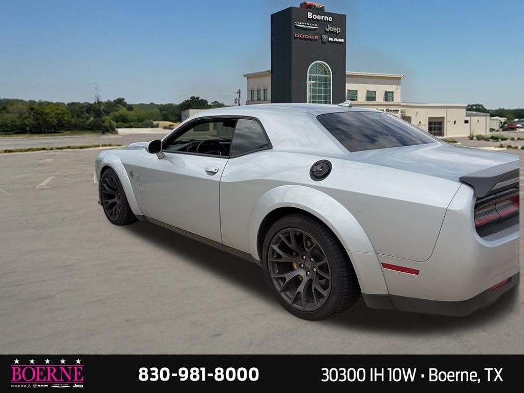 Used 2020 Dodge Challenger SRT Hellcat image 9