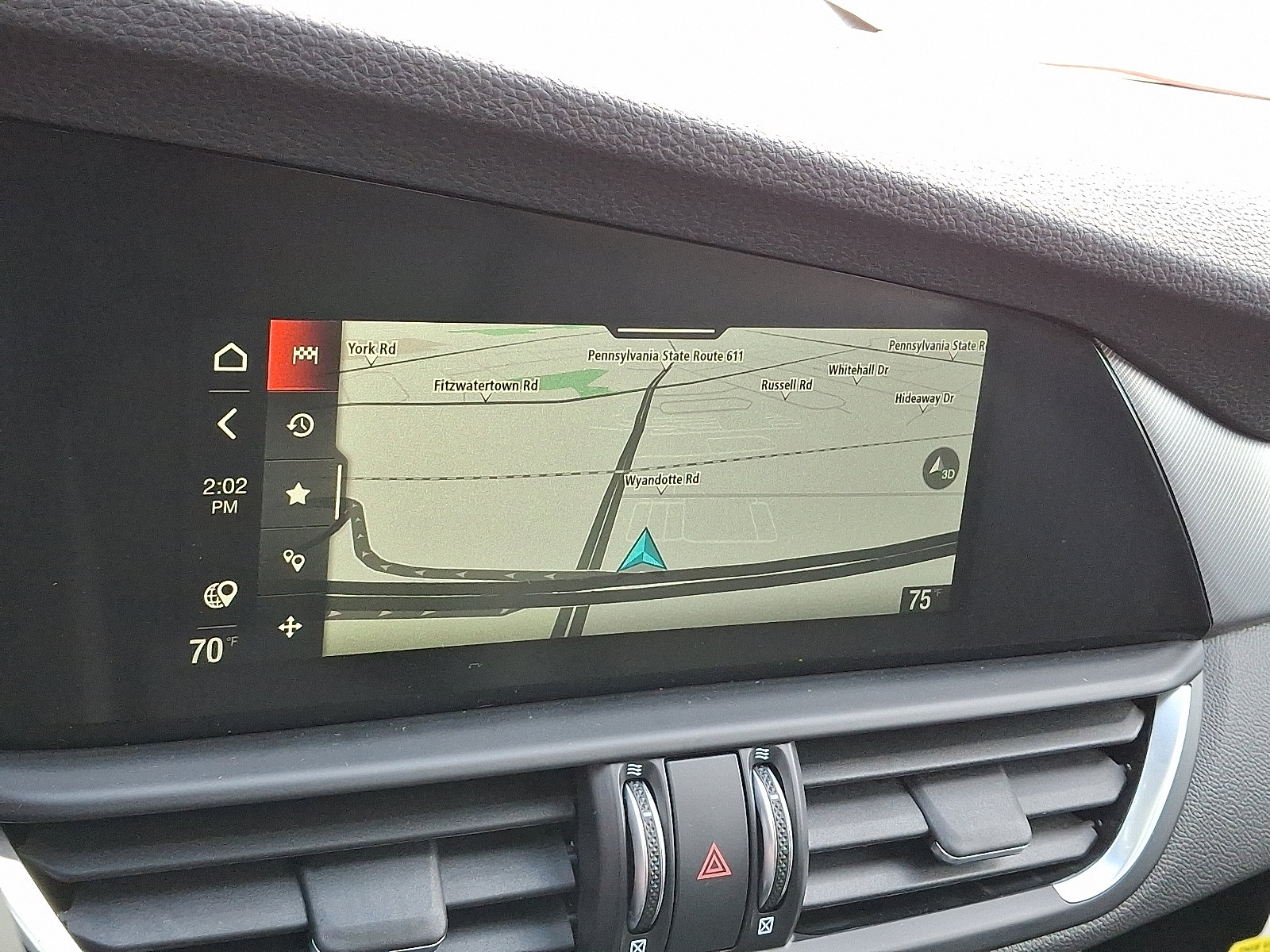 New 2025 Alfa Romeo Giulia AWD w/ Driving Assist Package image 14