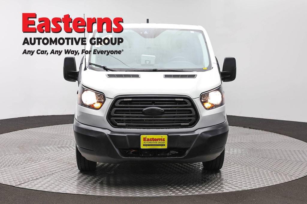 Used 2019 Ford Transit 250 130 Low Roof RWD image 2