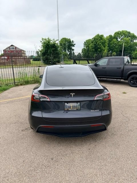 Used 2024 Tesla Model Y Performance AWD/4WD image 4