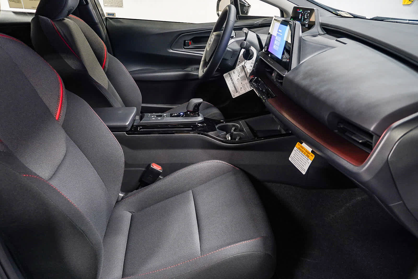 New 2026 Toyota Prius SE image 16