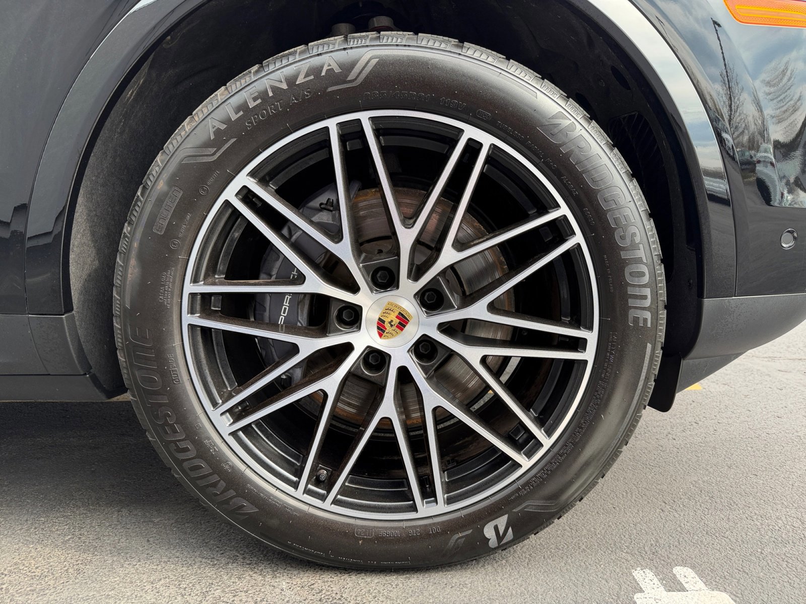Used 2024 Porsche Cayenne Coupe image 8
