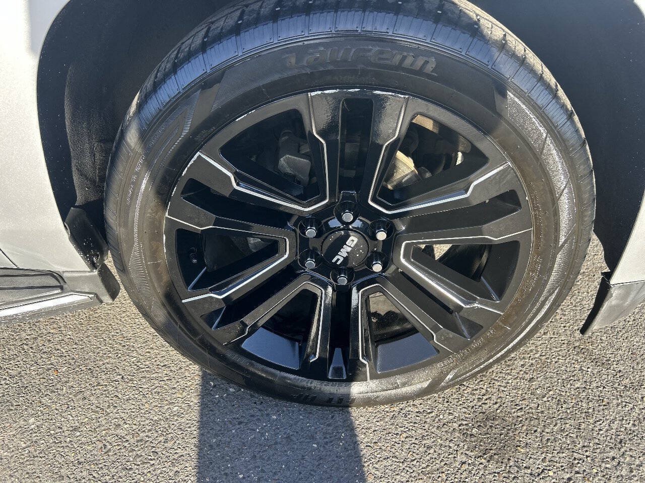 Used 2017 GMC Yukon SLT RWD image 7