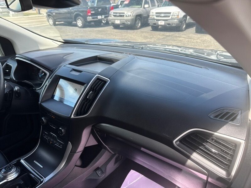 Used 2020 Ford Edge SEL AWD/4WD image 23