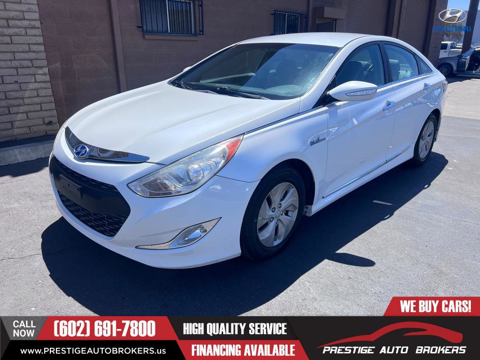 Used 2014 Hyundai Sonata Hybrid FWD image 2