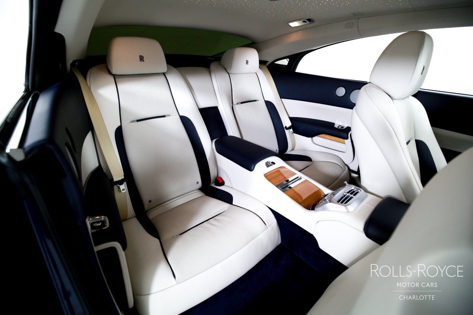 Certified 2019 Rolls-Royce Wraith RWD image 26