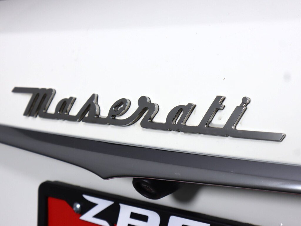 Used 2018 Maserati Levante GranSport AWD/4WD image 43