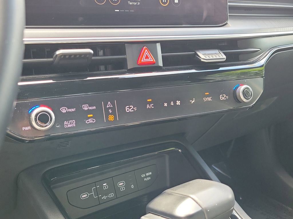 Used 2025 Kia K5 GT-Line image 38