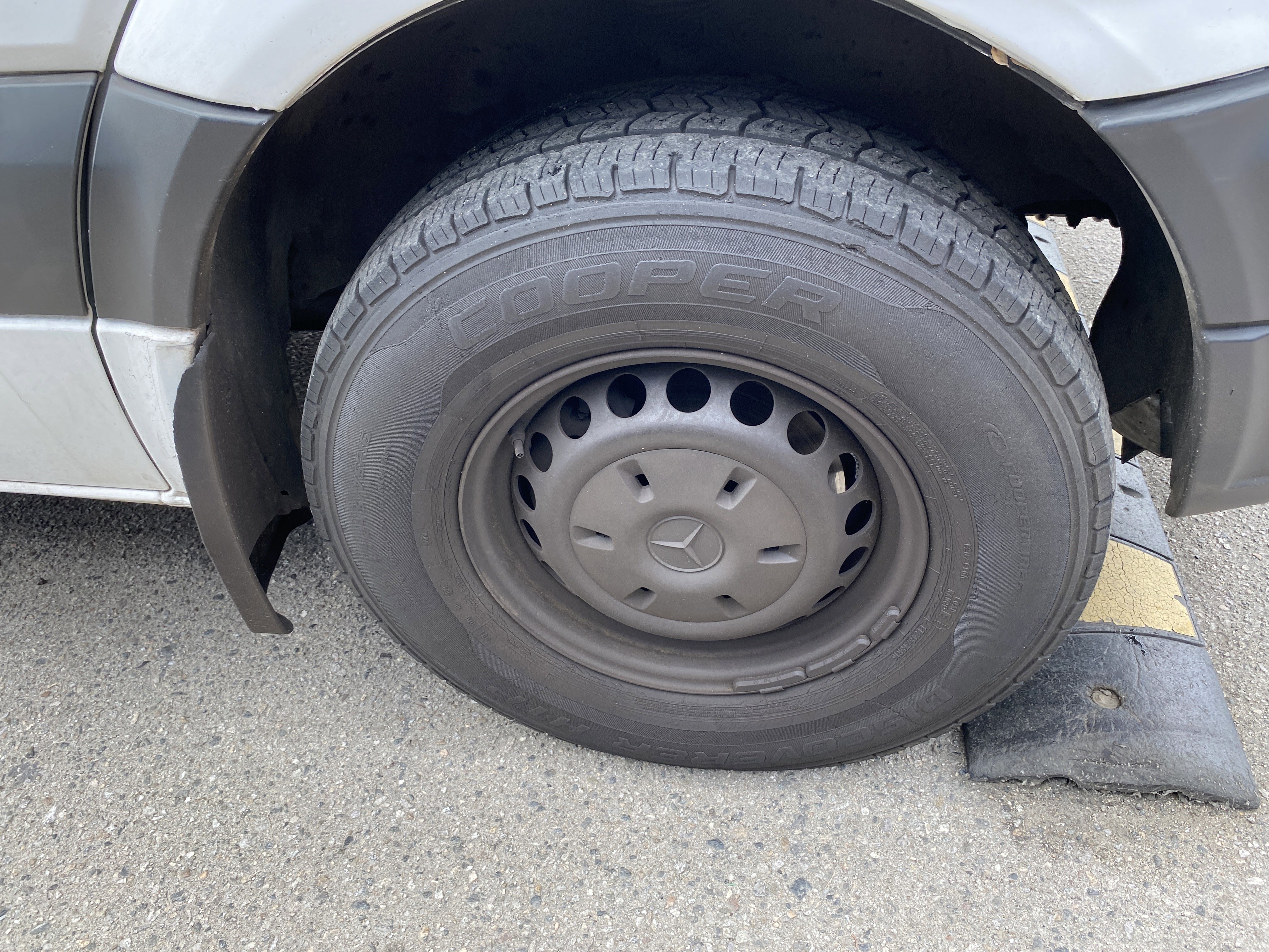 Used 2007 Dodge Sprinter 2500 image 9