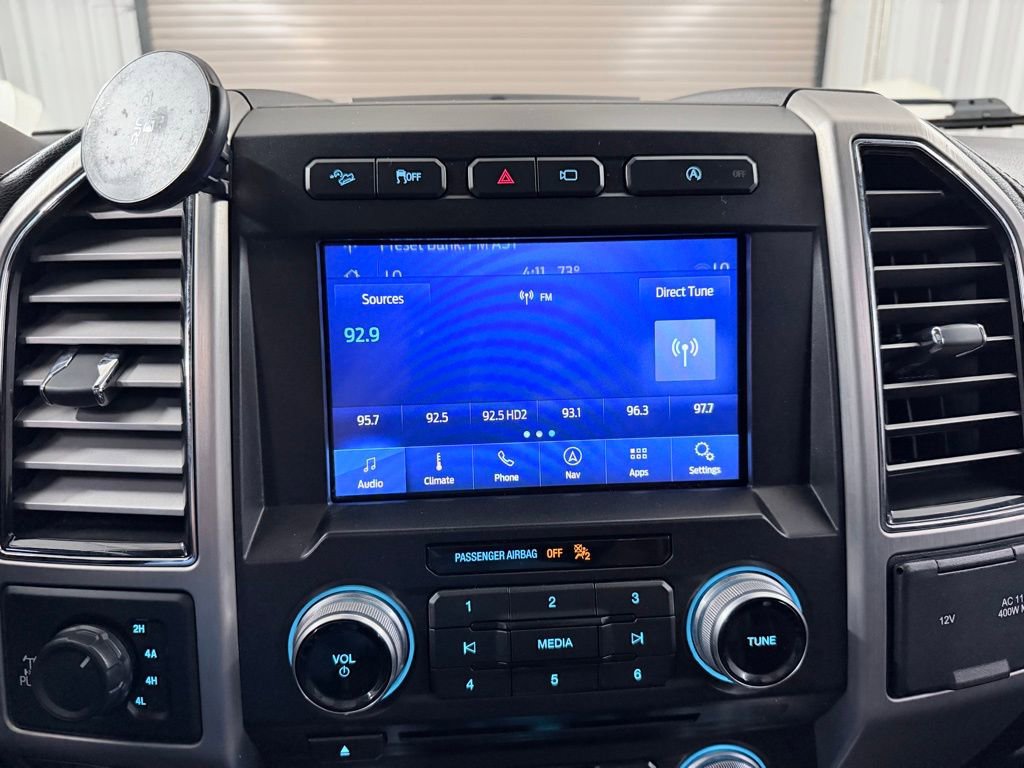 Used 2018 Ford F150 Platinum w/ Equipment Group 701A Luxury image 17