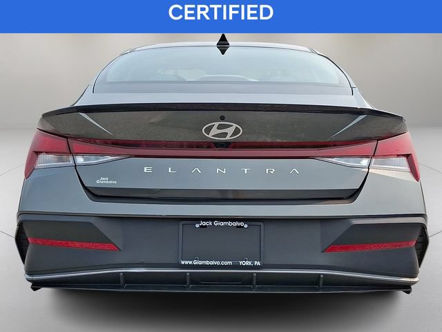 Certified 2025 Hyundai Elantra Sport FWD image 9