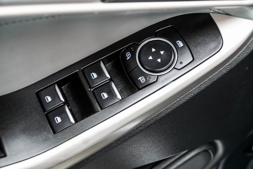 Used 2022 Ford Explorer XLT w/ Equipment Group 202A image 43