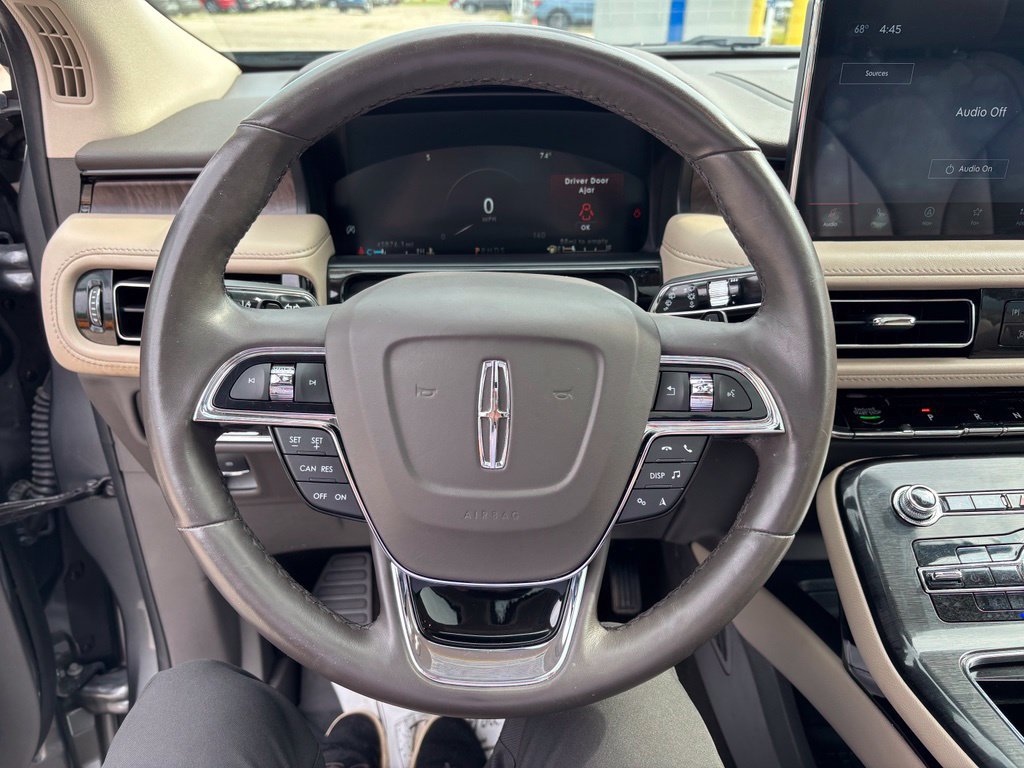 Used 2023 Lincoln Nautilus Reserve w/ Monochromatic Package AWD/4WD image 27