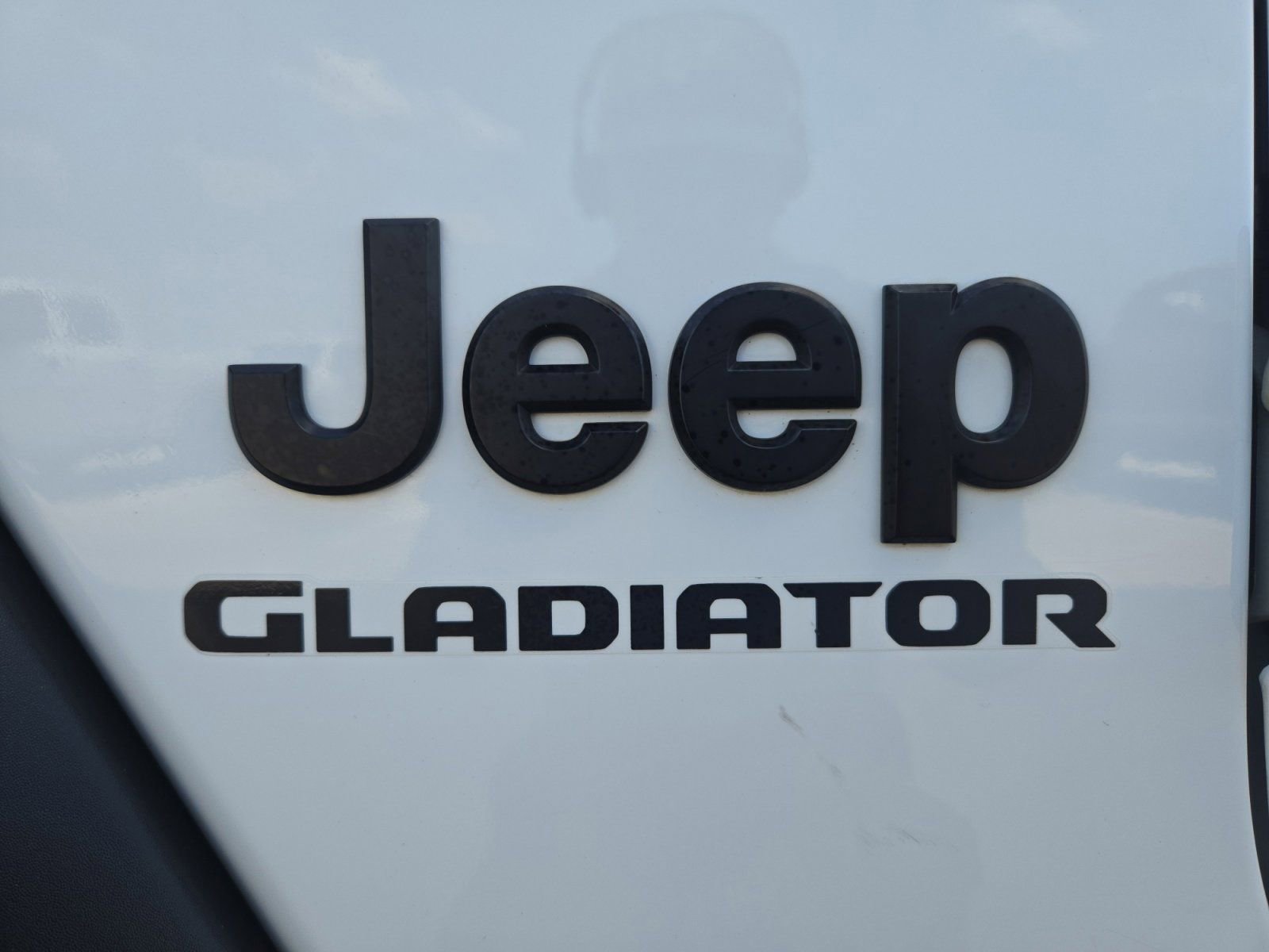 Used 2020 Jeep Gladiator Sport w/ Quick Order Package 23S AWD/4WD image 11