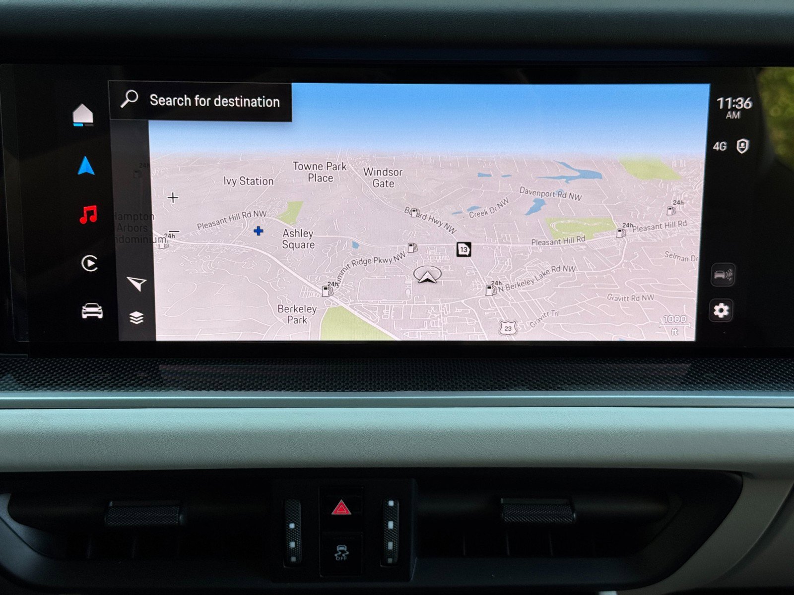 Used 2024 Porsche Cayenne Turbo AWD/4WD image 26