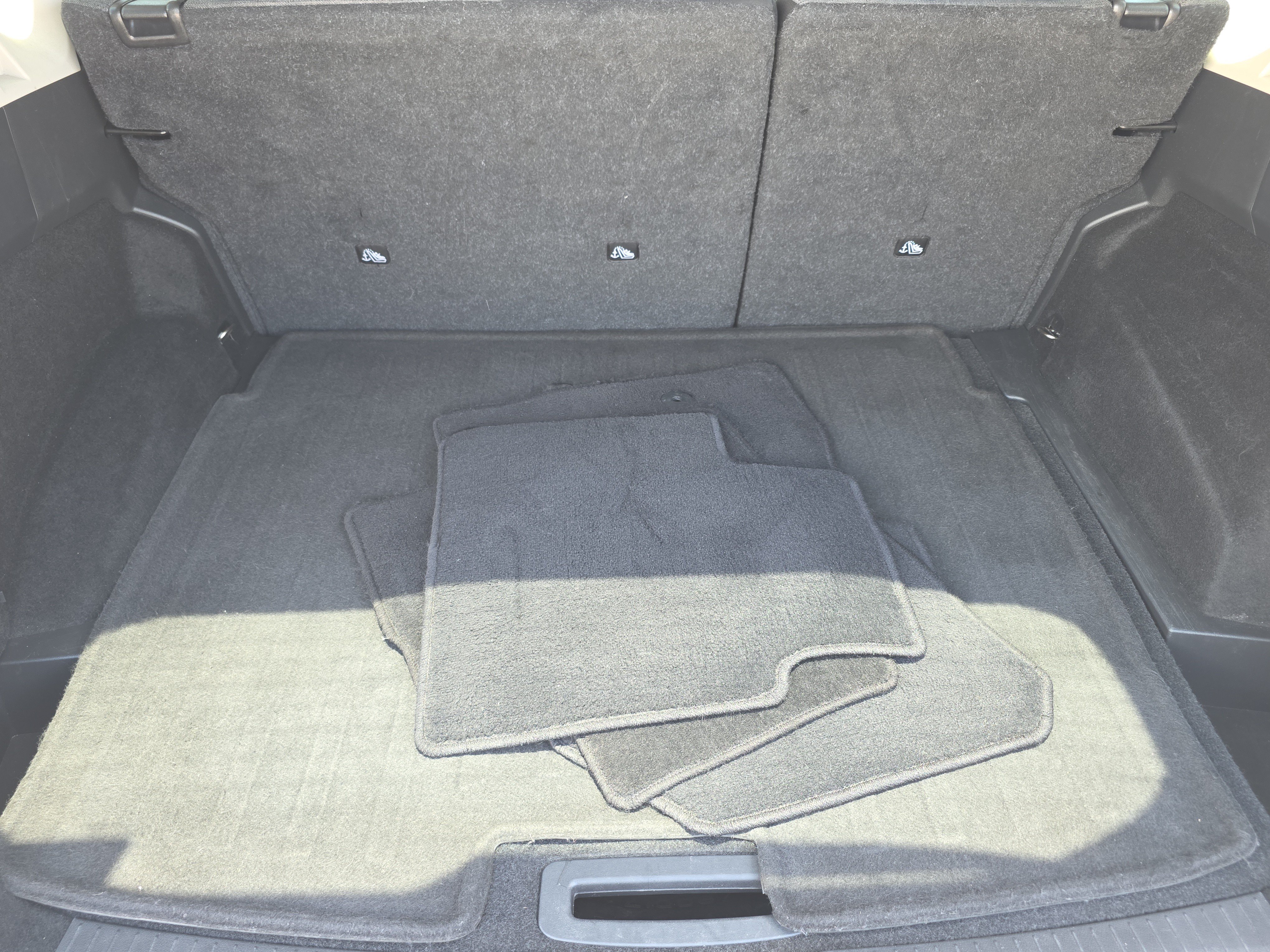 Used 2023 Nissan Rogue SV FWD image 11