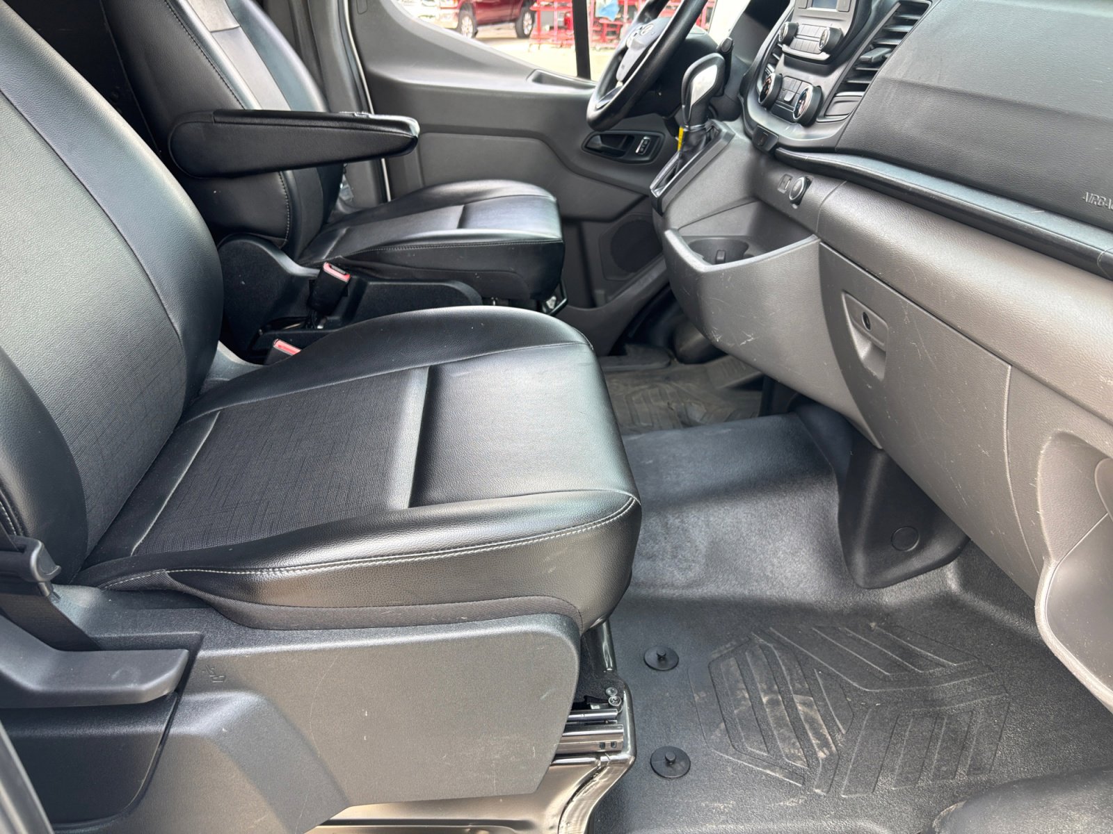 Used 2022 Ford Transit 150 Low Roof w/ Load Area Protection Package image 19