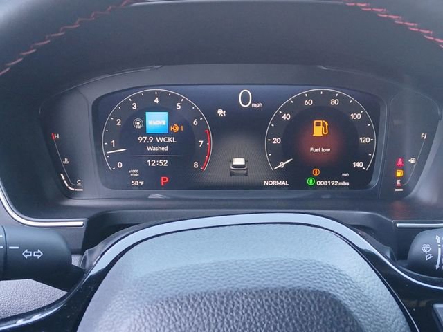 Used 2025 Honda Pilot Black Edition image 9