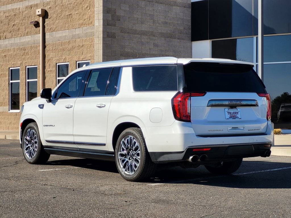 Used 2023 GMC Yukon XL Denali Ultimate image 5