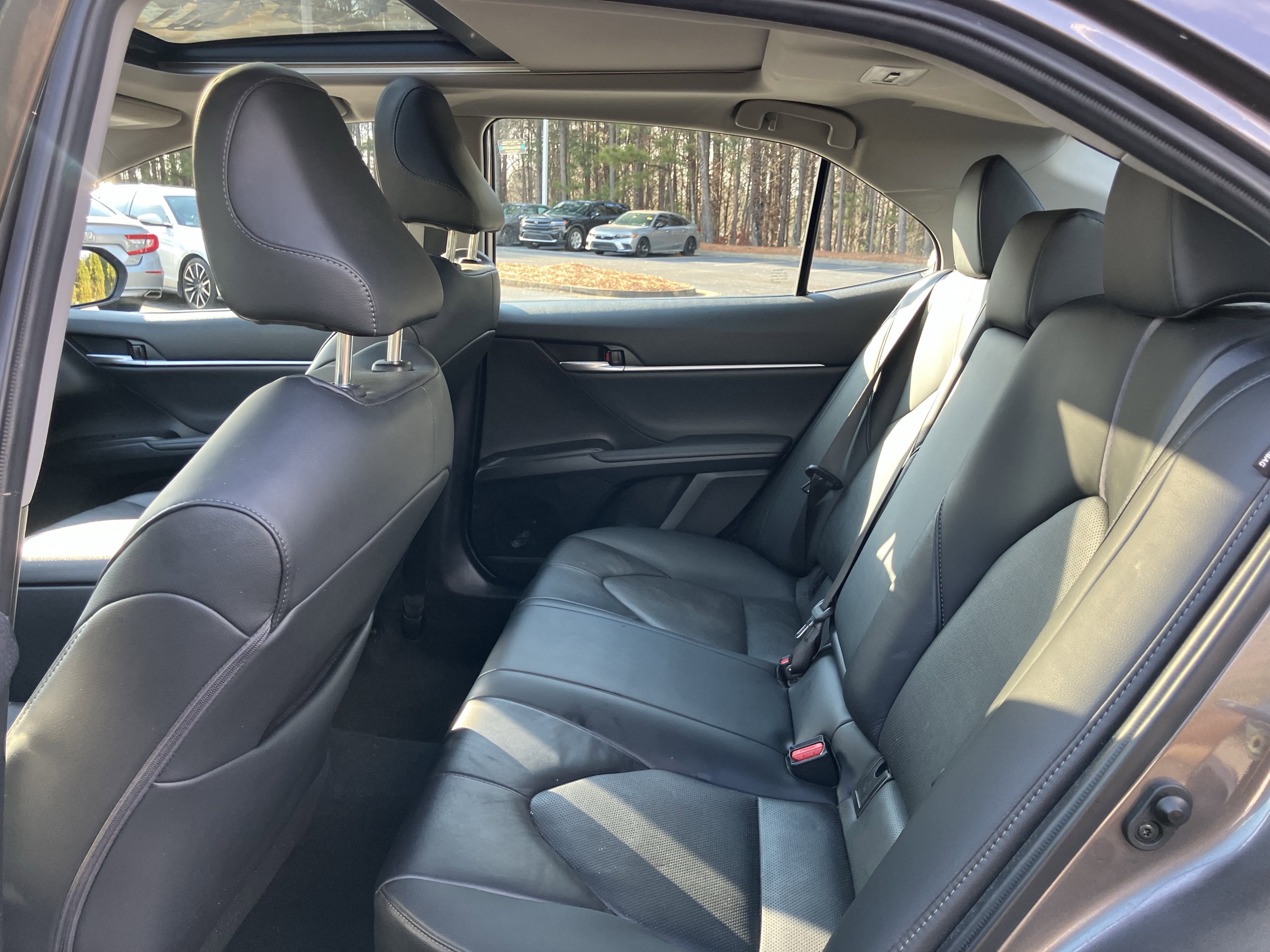 Used 2023 Toyota Camry XLE FWD image 33