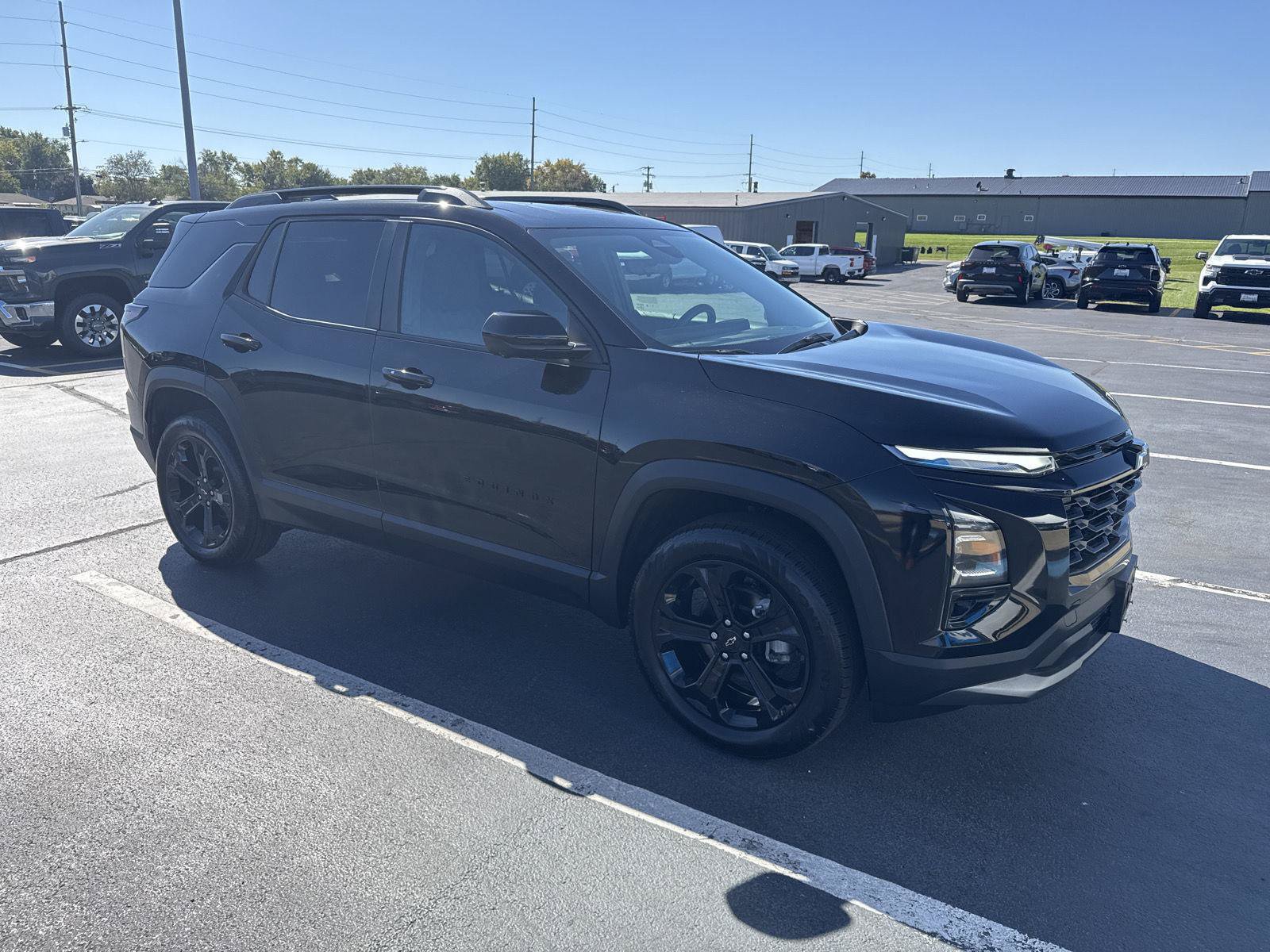 Used 2025 Chevrolet Equinox LT w/ Safety and Technology Package FWD image 5