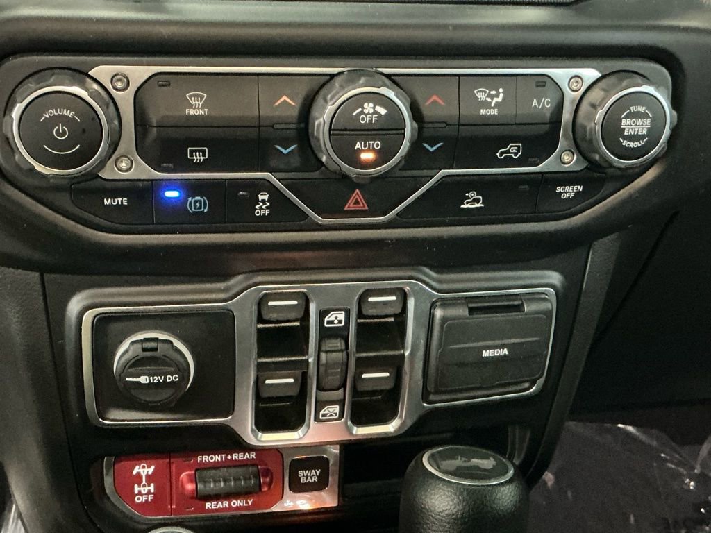 Used 2022 Jeep Wrangler Unlimited Rubicon 4xe image 13