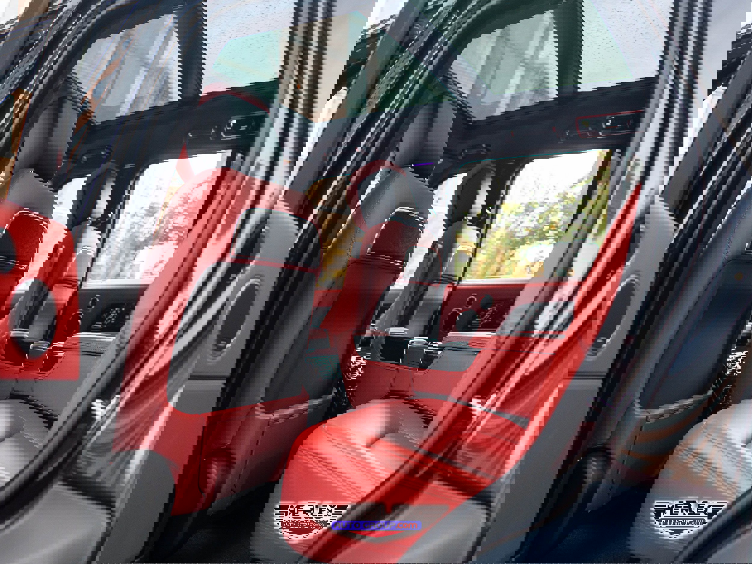 Used 2020 Land Rover Range Rover Autobiography image 21