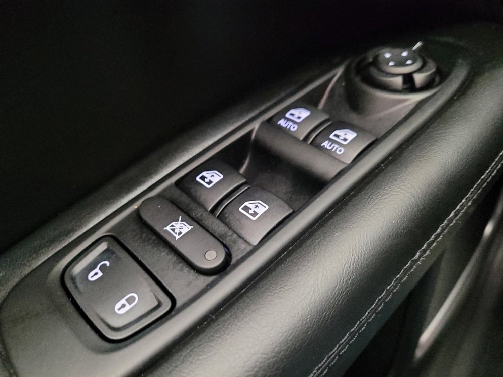 Used 2018 Jeep Compass Altitude w/ Popular Equipment Group image 27