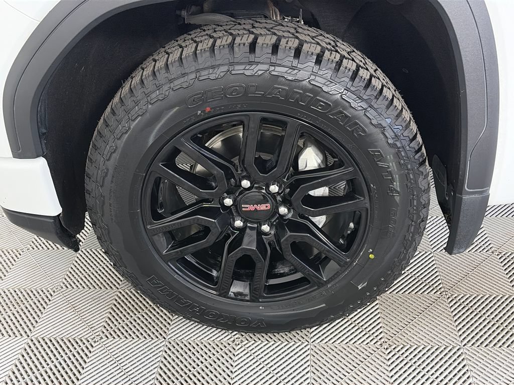 Used 2024 GMC Sierra 1500 Elevation w/ X31 Off-Road Package AWD/4WD image 8