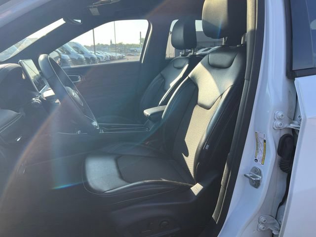 Used 2023 Jeep Compass Latitude w/ Sun and Sound Group AWD/4WD image 11
