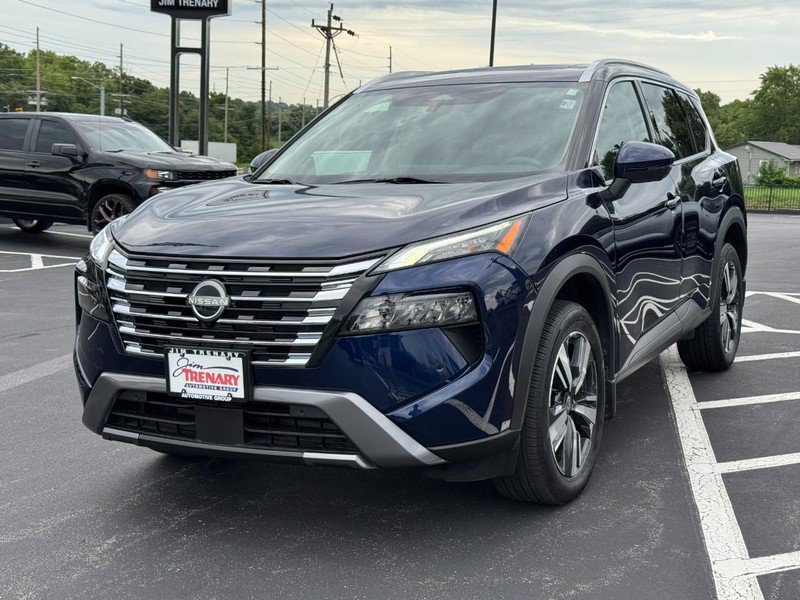 Used 2024 Nissan Rogue SL w/ SL Premium Package FWD image 8