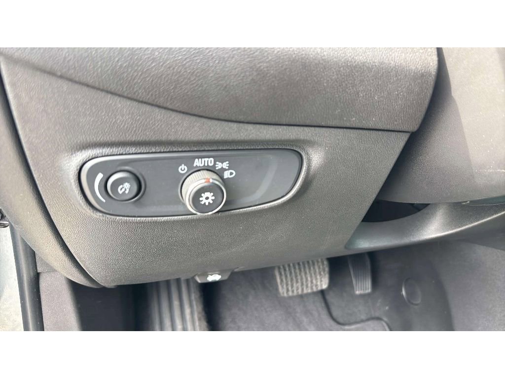 Certified 2024 Chevrolet Equinox LT image 19