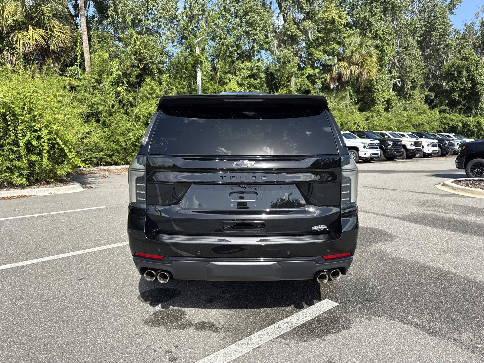 Used 2025 Chevrolet Tahoe Z71 w/ Comfort Package AWD/4WD image 4