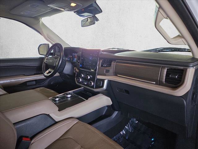 Used 2024 Ford Expedition Limited AWD/4WD image 21