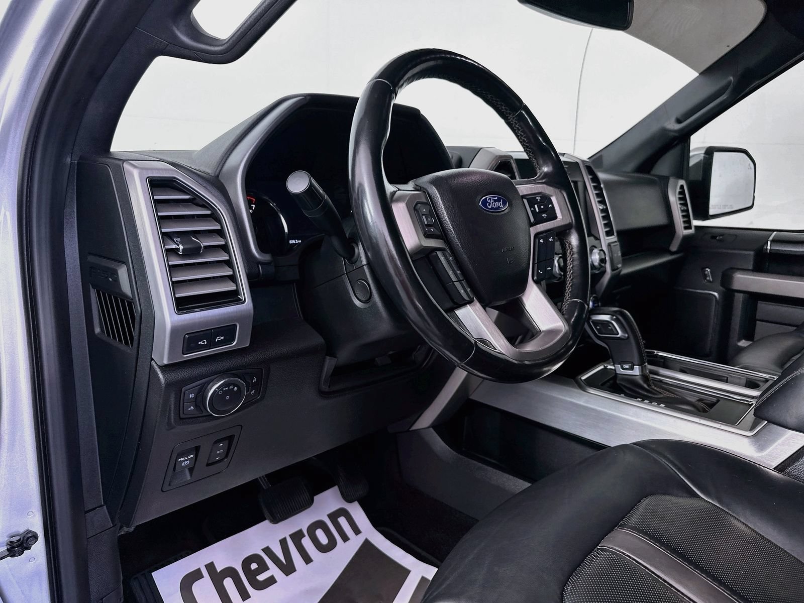 Used 2019 Ford F150 Platinum AWD/4WD image 9