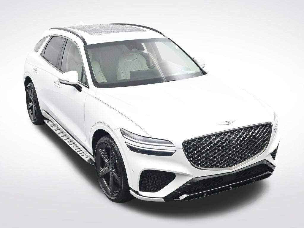 Used 2025 Genesis GV70 3.5T Sport w/ Sport Prestige Package AWD/4WD image 22
