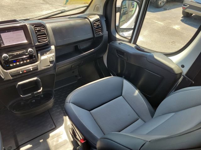 Used 2025 RAM ProMaster 2500 w/ Convenience Group FWD image 12