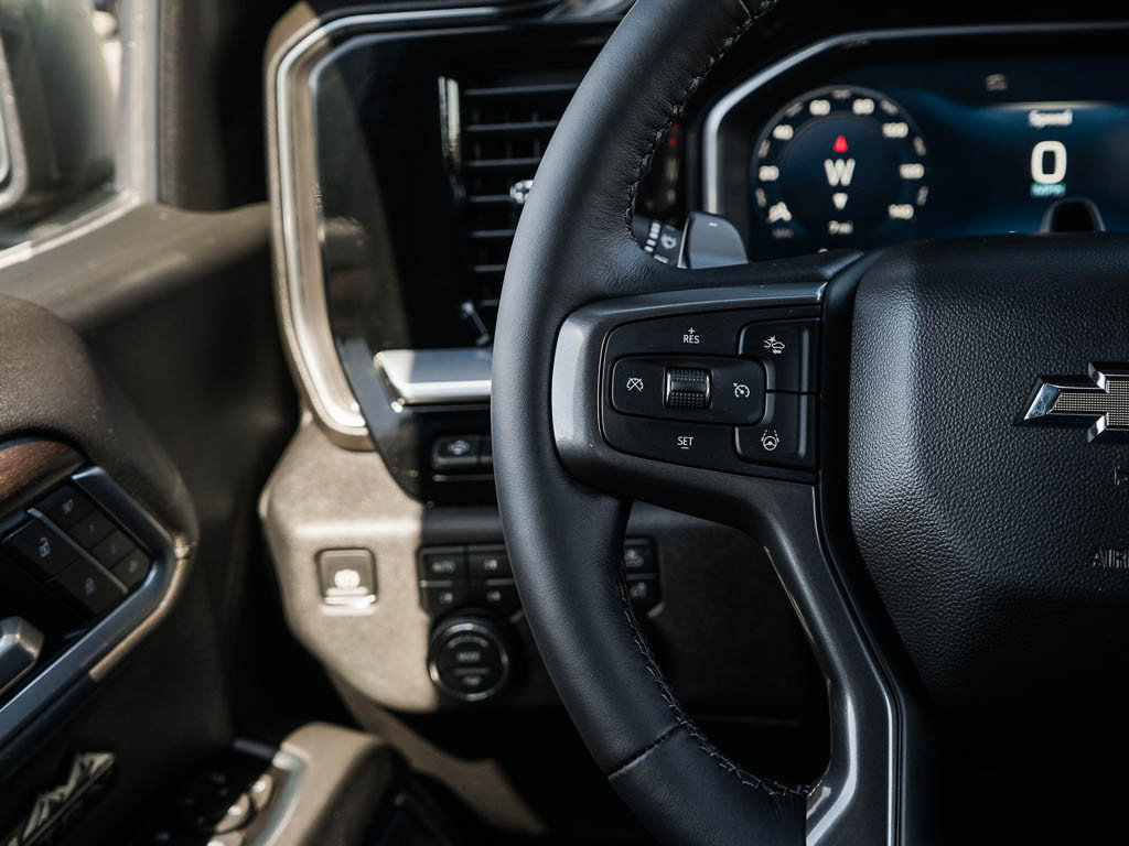 New 2026 Chevrolet Silverado 1500 High Country w/ Midnight Edition AWD/4WD image 19