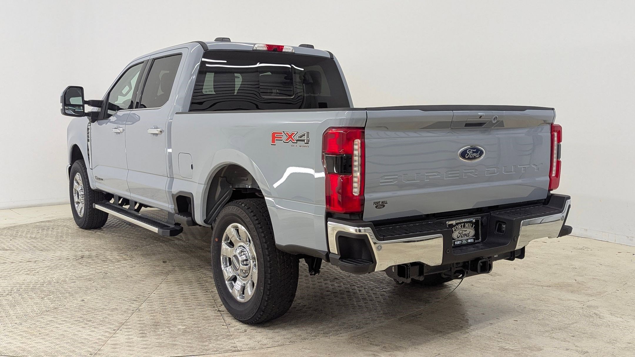 New 2026 Ford F250 Lariat w/ Chrome Package image 3