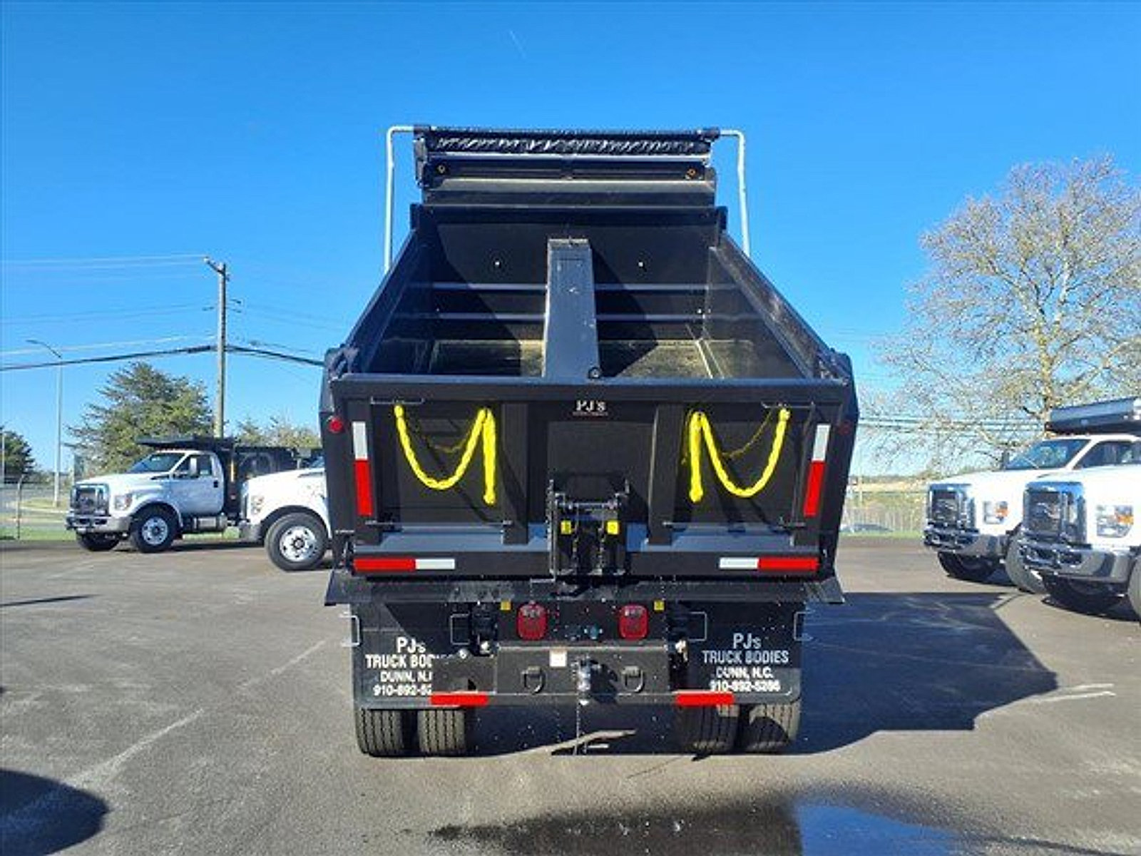 New 2027 Ford F750 2WD Regular Cab Super Duty image 7