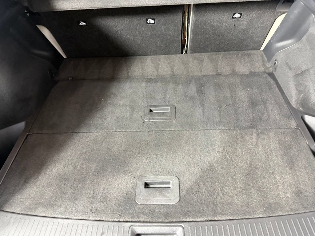 Used 2023 Nissan Ariya FWD image 26