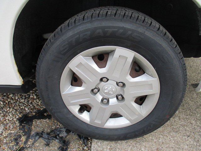 Used 2012 RAM C/V image 23