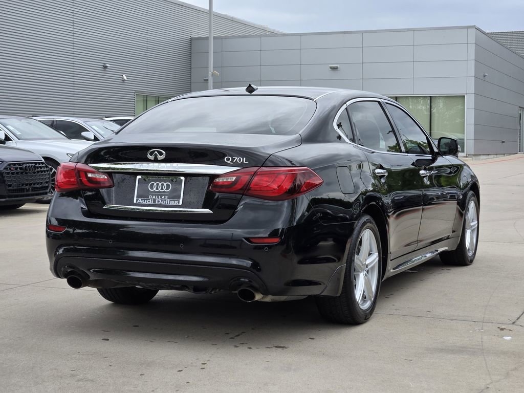 Used 2017 INFINITI Q70 L 3.7 image 8