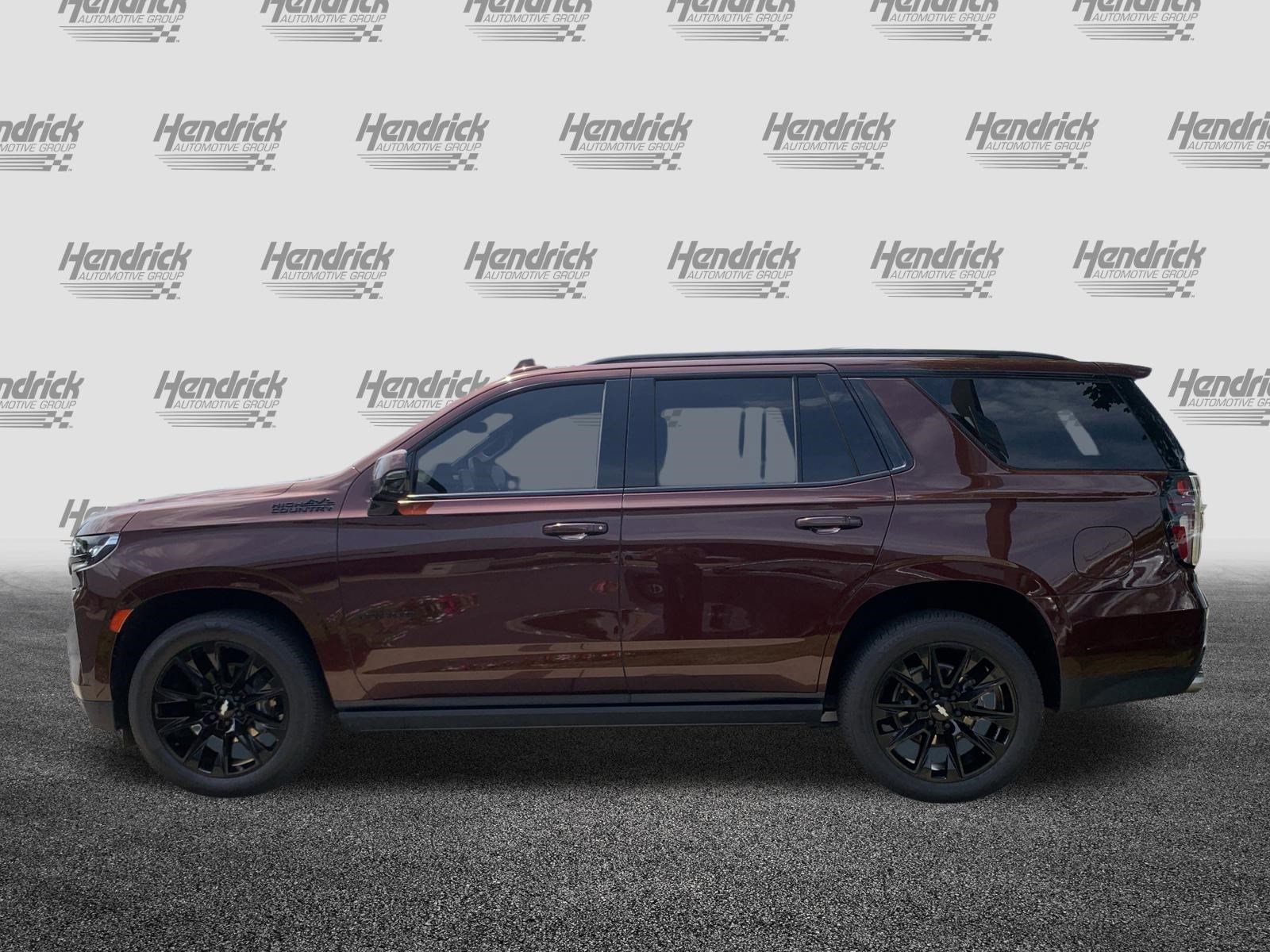Used 2023 Chevrolet Tahoe High Country w/ Premium Package 2 AWD/4WD image 7