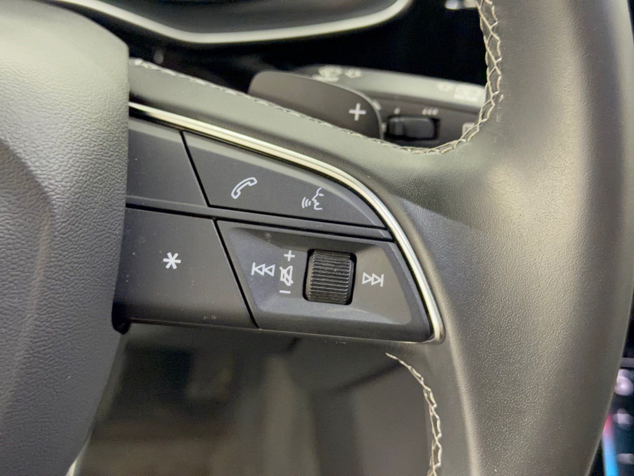 Used 2026 Audi Q8 Premium Plus AWD/4WD image 19