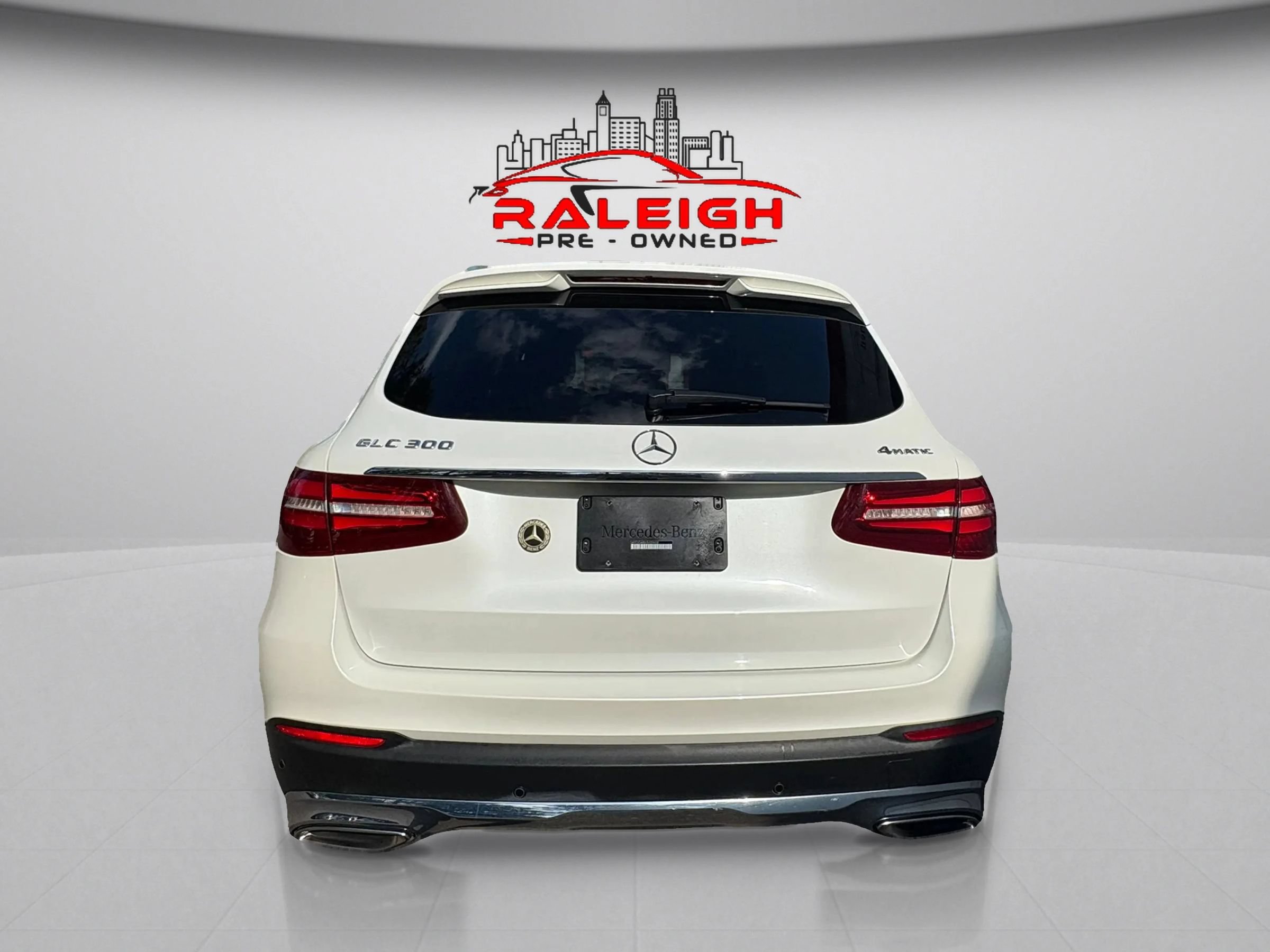 Used 2018 Mercedes-Benz GLC 300 4MATIC image 6