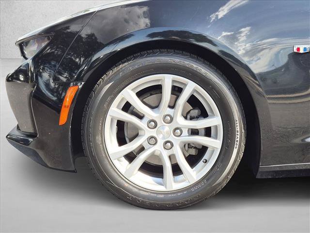 Used 2020 Chevrolet Camaro LS RWD image 22